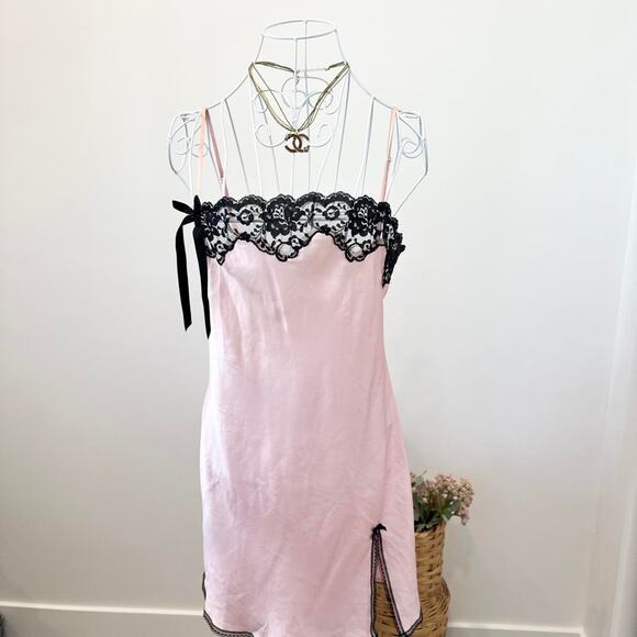 Victoria's Secret Dresses & Skirts - INSANE vintage Victorias secret y2k pink & black silky babydoll mini slip dress